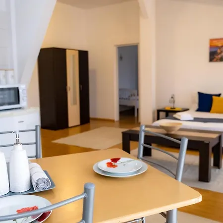 Mida Summer Lägenhet Năvodari